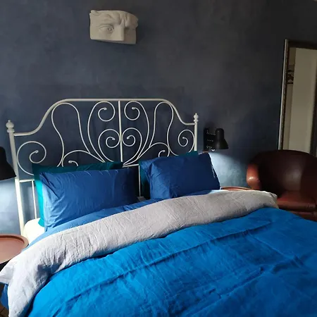 Aparthotel Red Doors 23 Free Parking